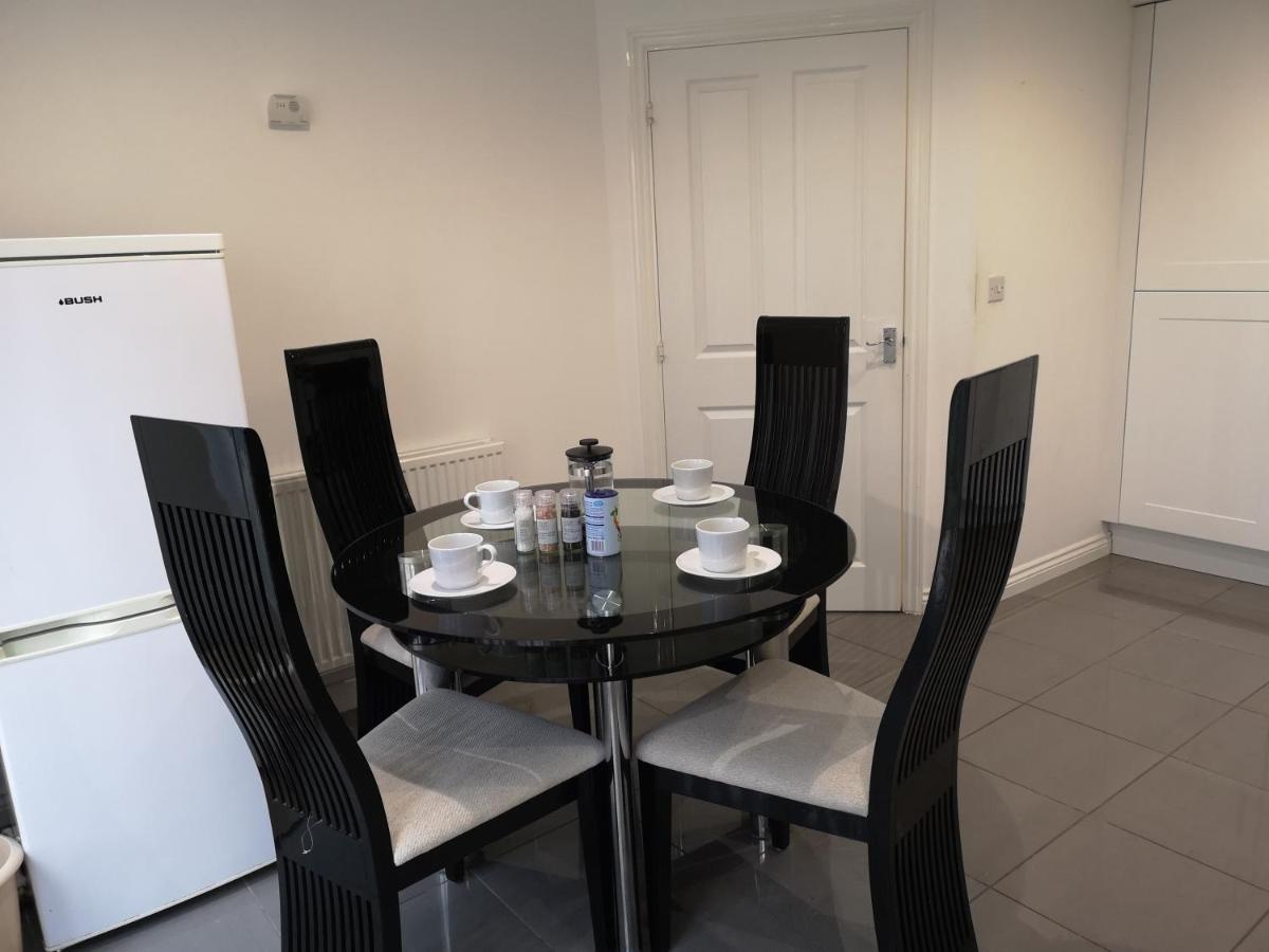 Nightingale Gardens - 4 Bed Detached House - Manchester 아파트 외부 사진